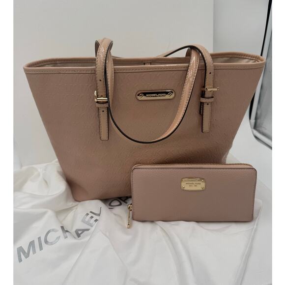 Michael Kors Handbag & Wallet Set Monogram Shiny Peach Tan Leather Gold Plate - Picture 1 of 16